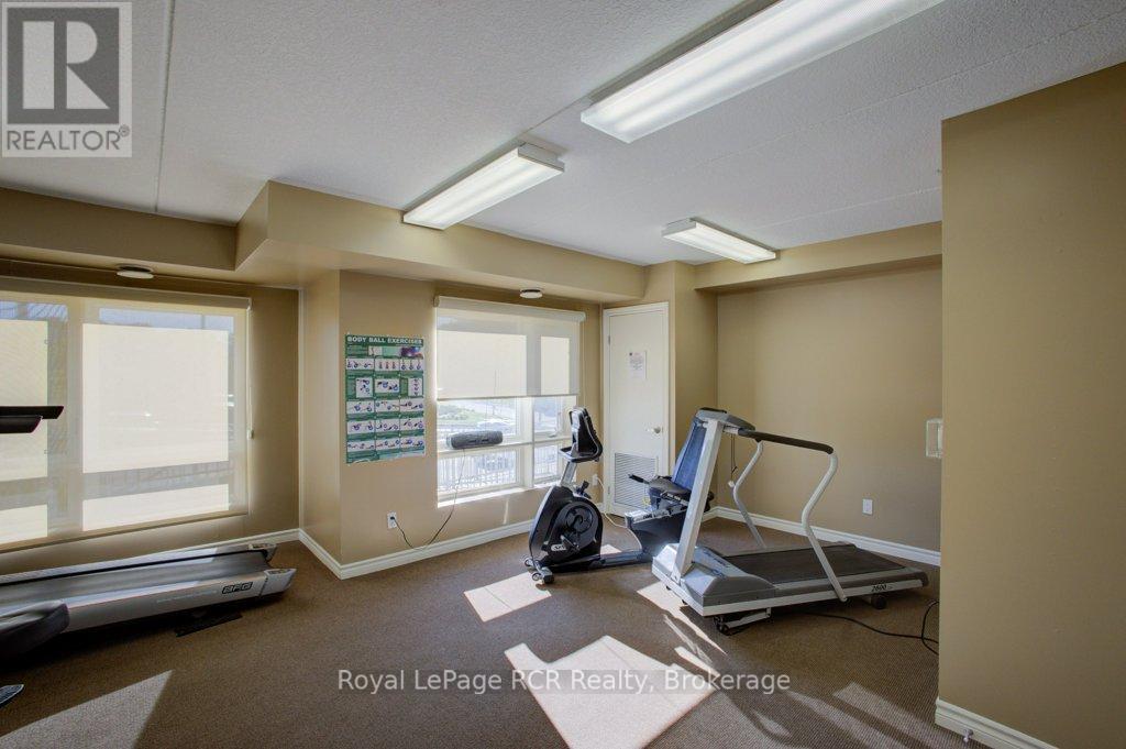 #214 645 ST DAVID STREET S - 22