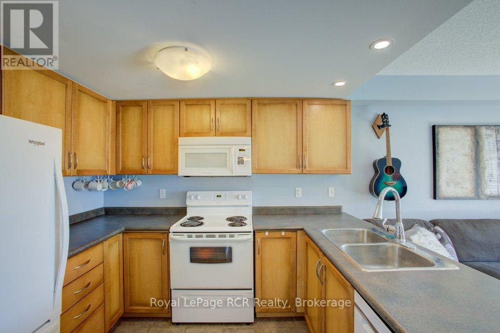 #214 645 ST DAVID STREET S - 6