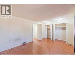 136 Castleridge Drive Ne, Calgary, AB T3J1Y8 Photo 15