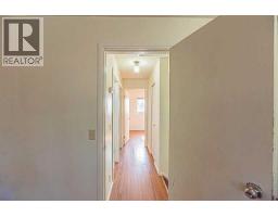 136 Castleridge Drive Ne, Calgary, AB T3J1Y8 Photo 18