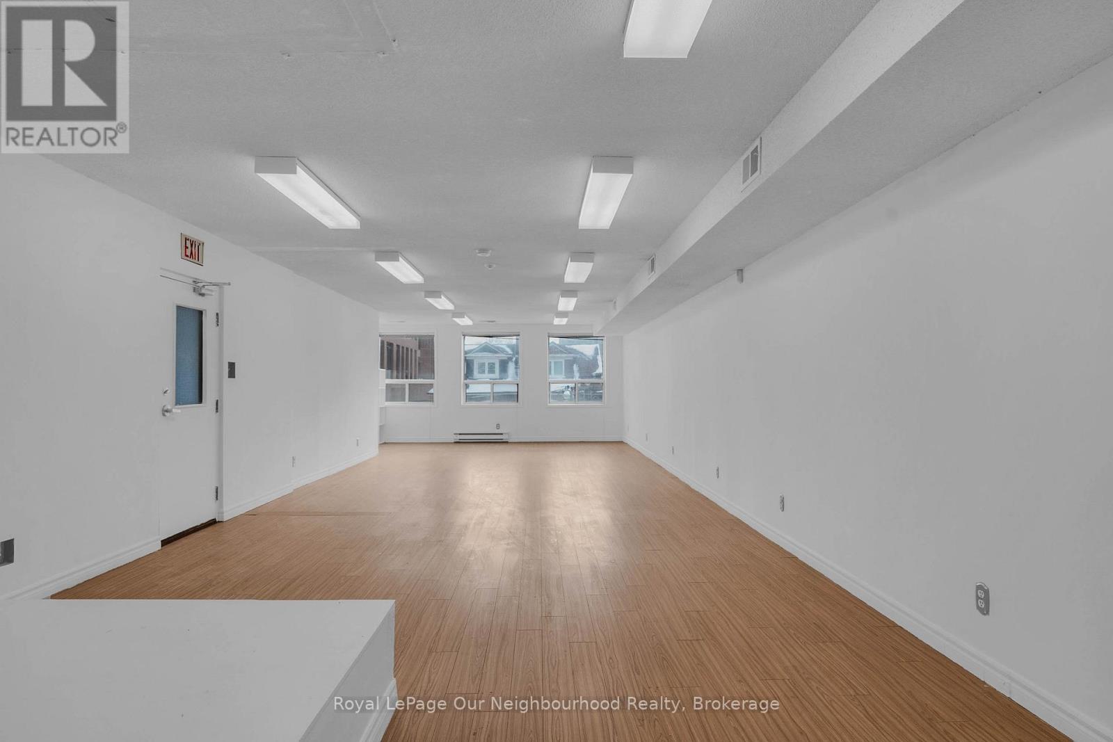 300 - 1224 KING STREET W, Toronto (South Parkdale)