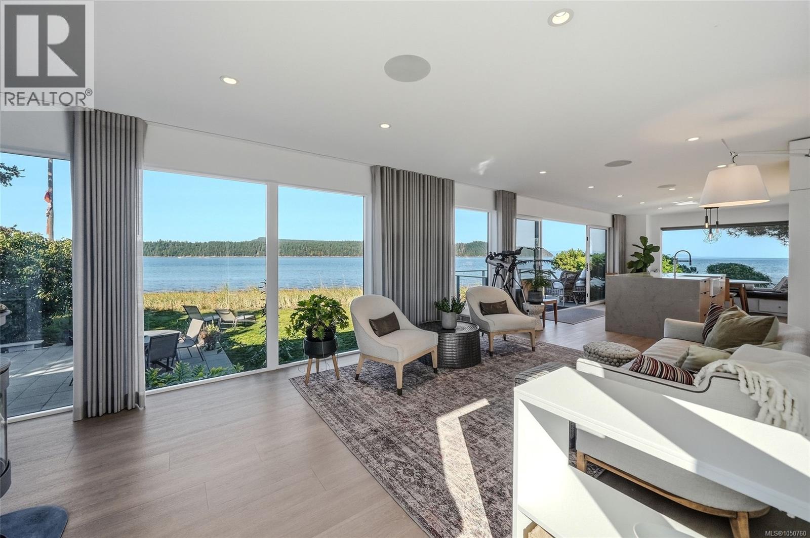 5425 Deep Bay Dr - Image 3