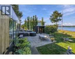 5425 Deep Bay Dr, Bowser, BC V0R1G0 Photo 26