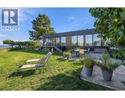 5425 Deep Bay Dr, Bowser, BC V0R1G0 Photo 29