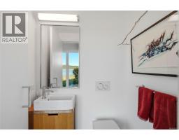 5425 Deep Bay Dr, Bowser, BC V0R1G0 Photo 35