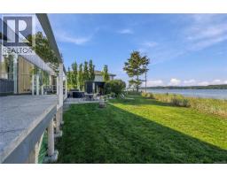 5425 Deep Bay Dr, Bowser, BC V0R1G0 Photo 37