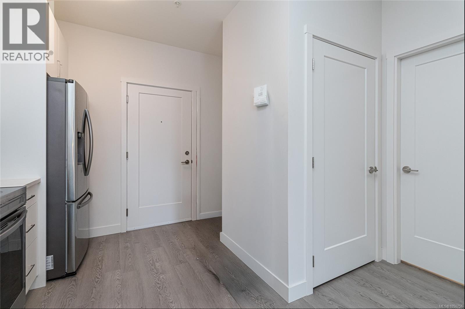 #207 707 Treanor Ave - 15