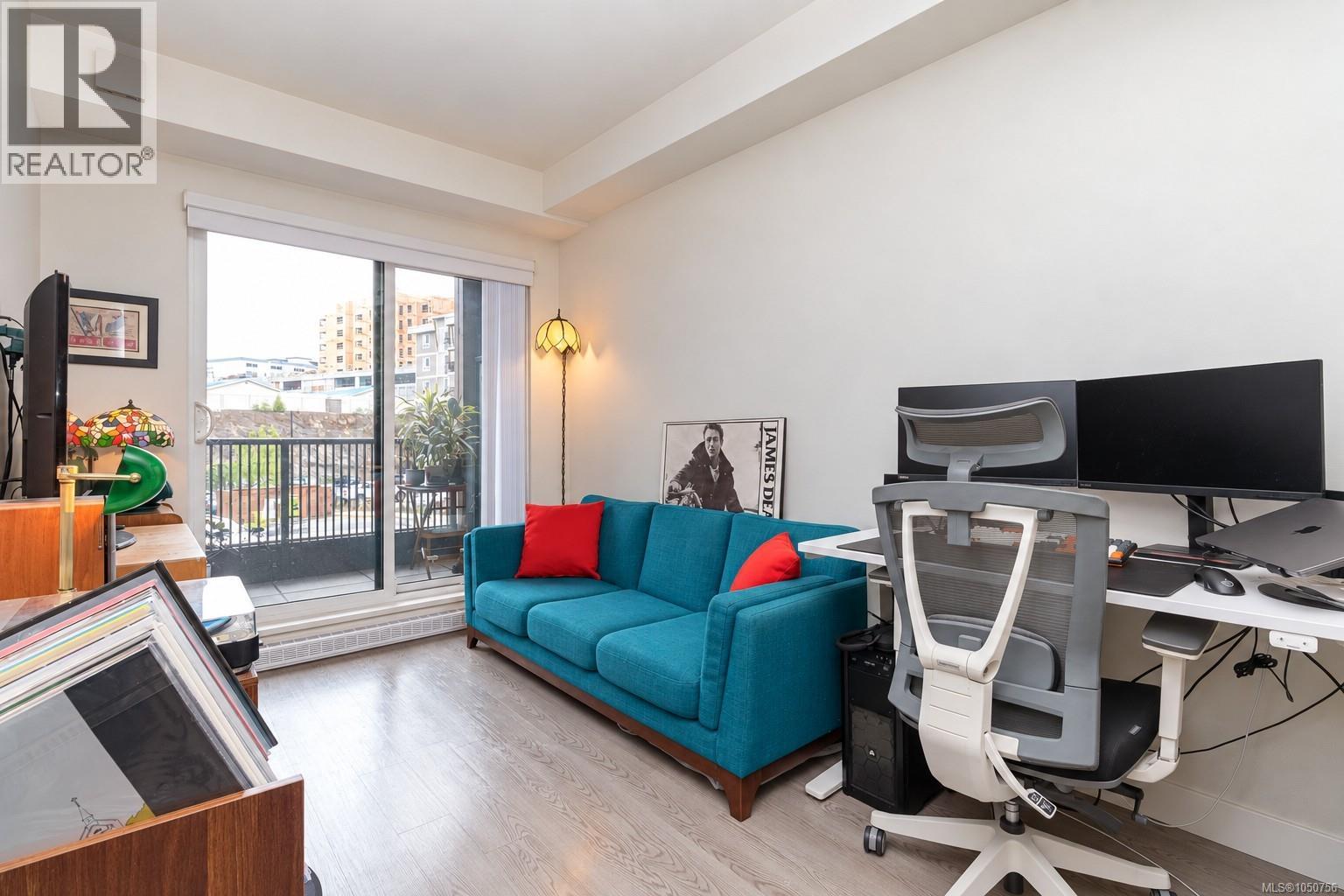 #207 707 Treanor Ave - 4