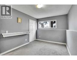 52 Pennsburg Way Se, Calgary, AB T2A2J5 Photo 15