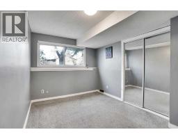 52 Pennsburg Way Se, Calgary, AB T2A2J5 Photo 17