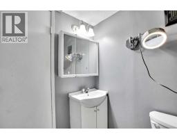 52 Pennsburg Way Se, Calgary, AB T2A2J5 Photo 19