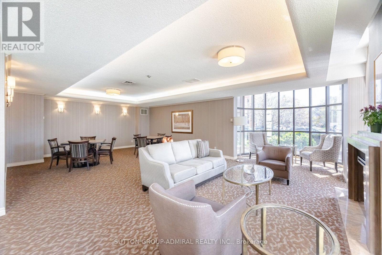 #411 1 ABERFOYLE CRESCENT - 29