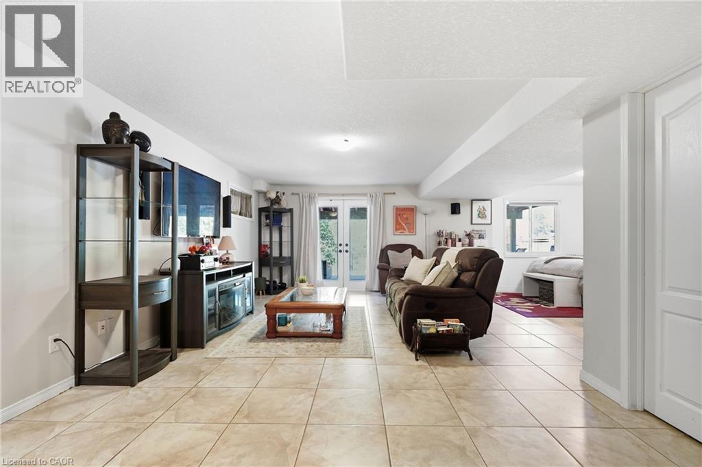 264 STEEPLERIDGE Street - 28