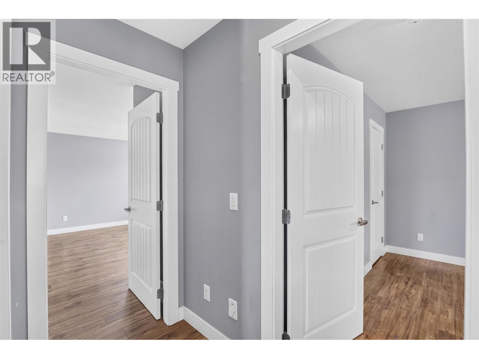 2961 Ensign Way - Image 30