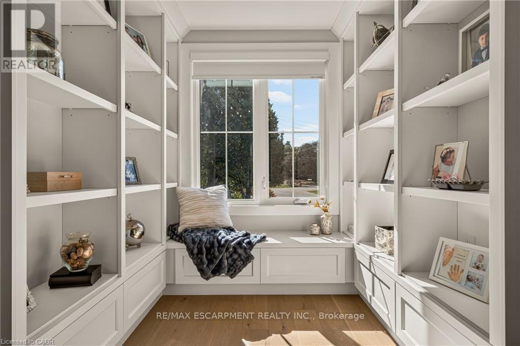 204 FALLINGBROOK DRIVE - Image 26