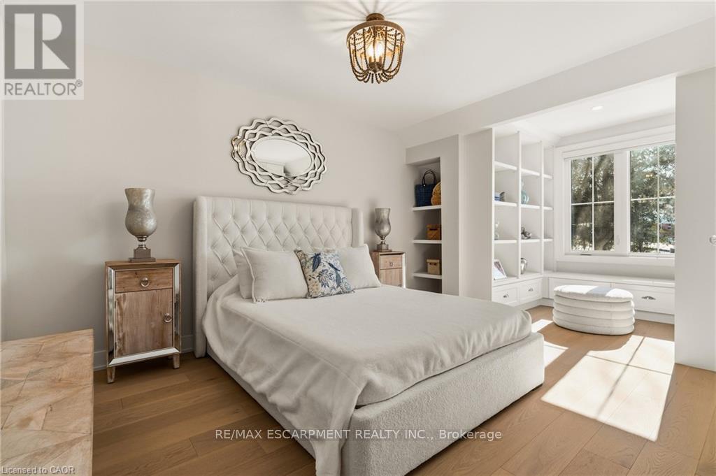 204 FALLINGBROOK DRIVE - Image 30