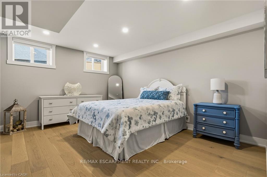 204 FALLINGBROOK DRIVE - Image 39
