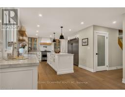 Kitchen - 204 Fallingbrook Drive, Hamilton, ON L9G1E6 Photo 12