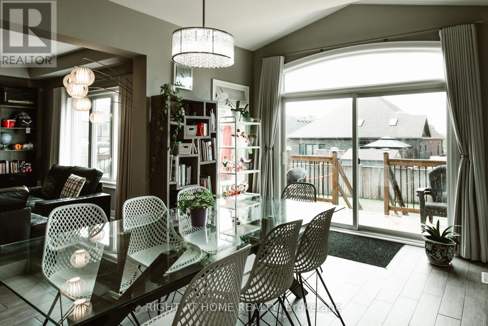18 JOYCE CRESCENT, Pelham (Fonthill) — photo 10