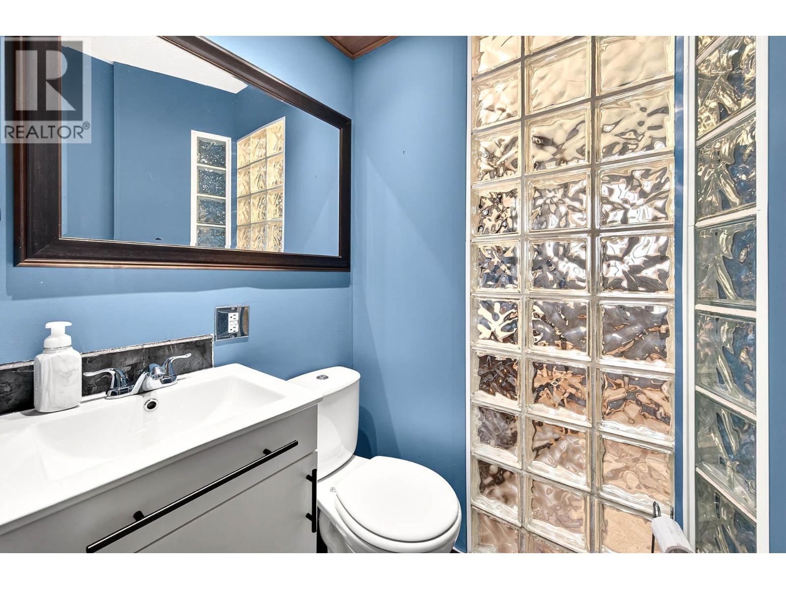 4634 STEVENS Drive - Image 24