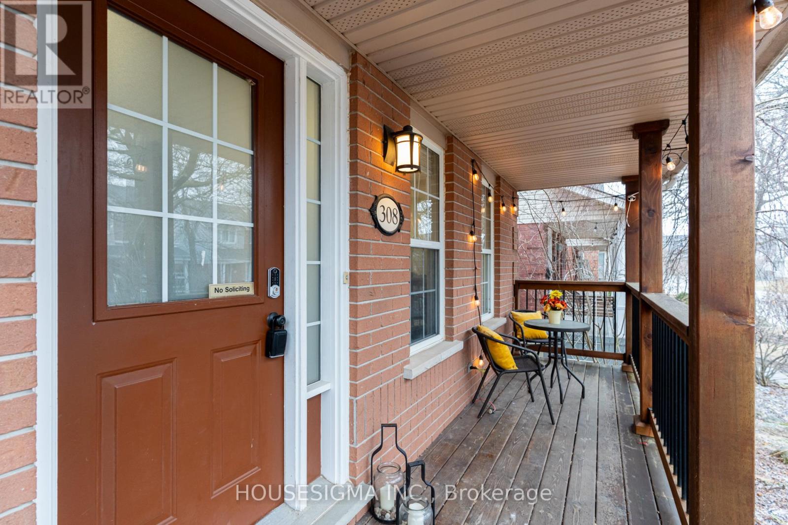 308 FERN STREET - 21