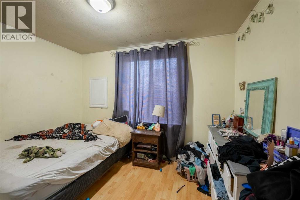 1501 16 Avenue S - 8