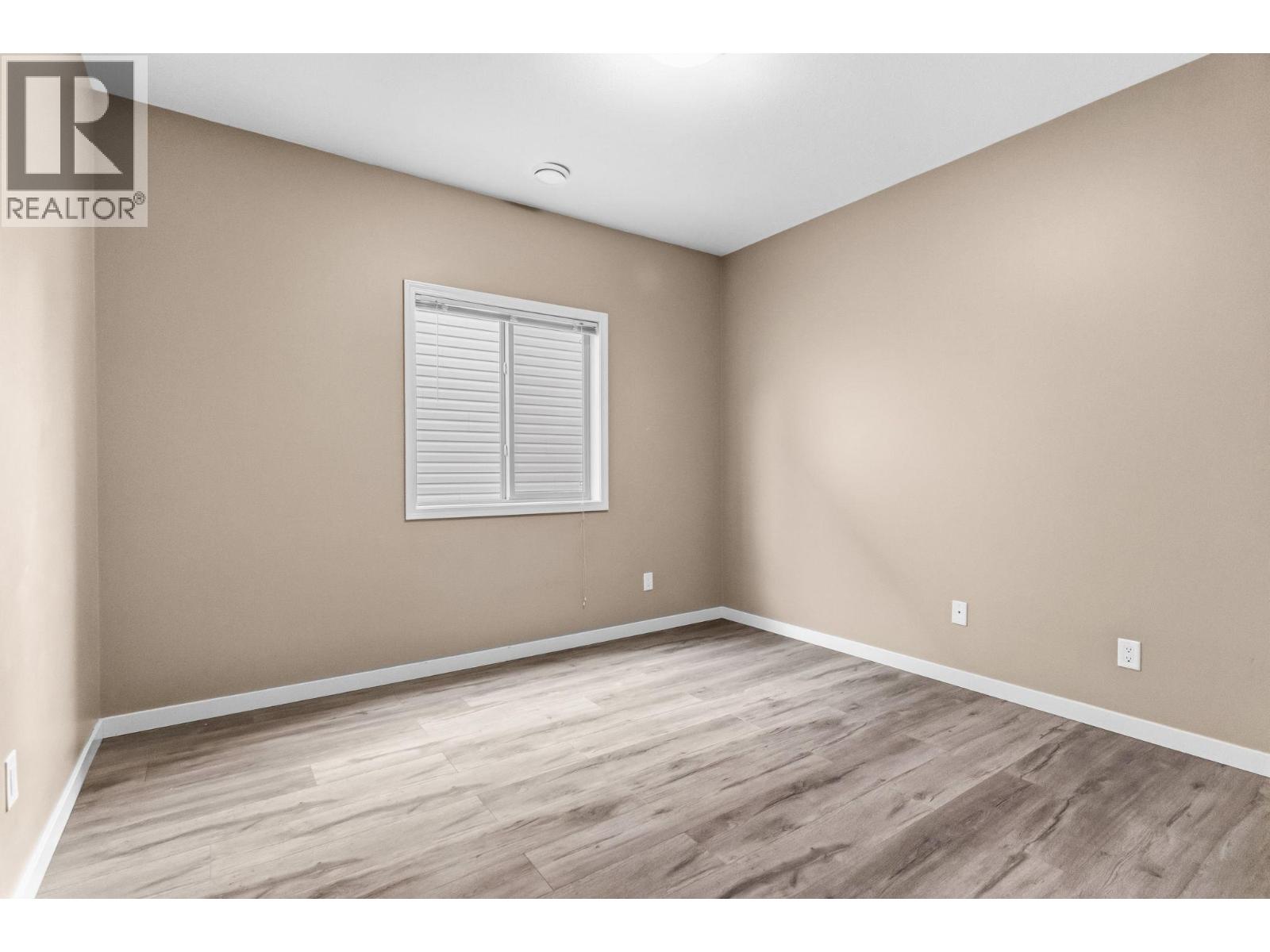 534 South Crest Drive - Image 12