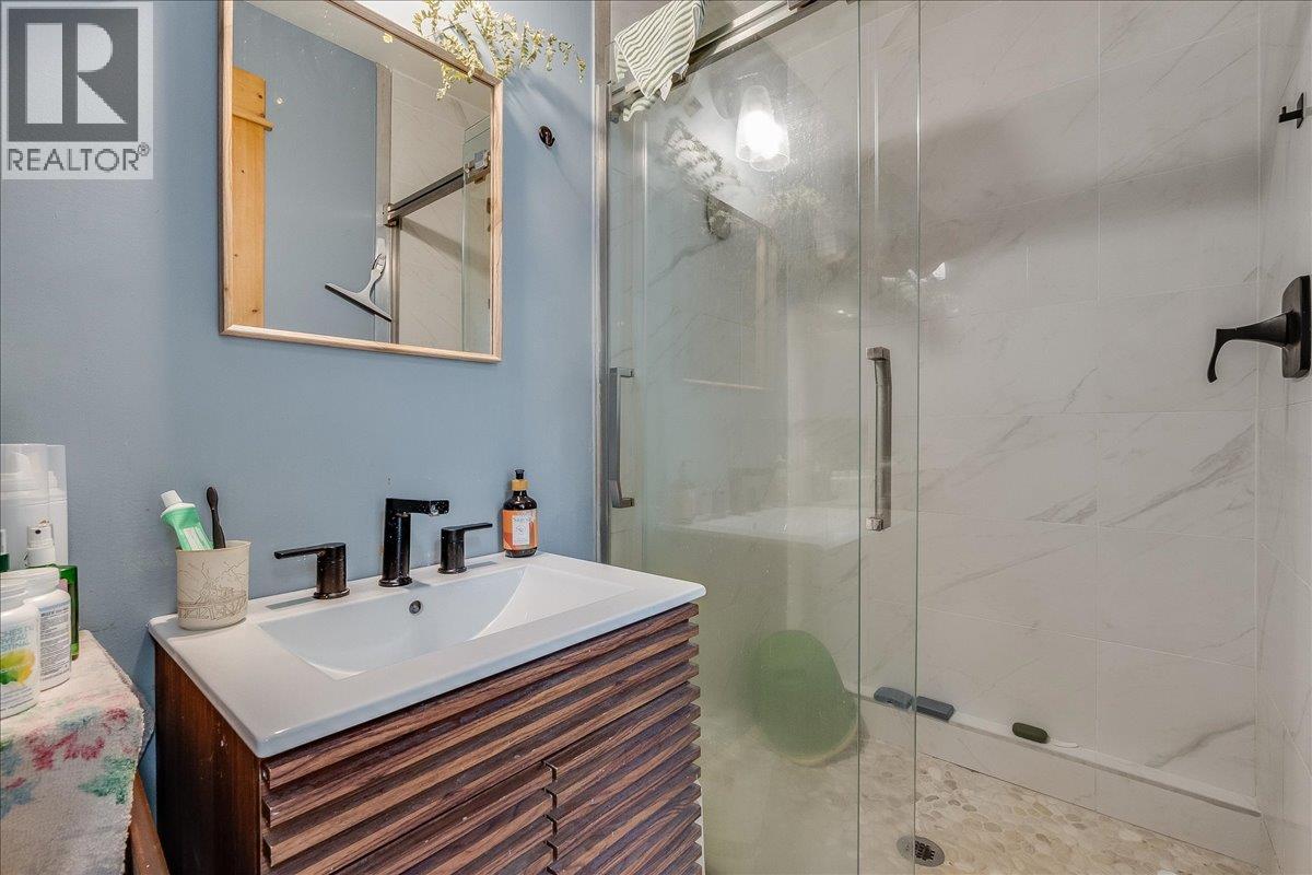 1008 OBSERVATORY Street - 33