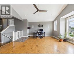 169 Brightonwoods Gardens Se, Calgary, AB T2Z0T3 Photo 17