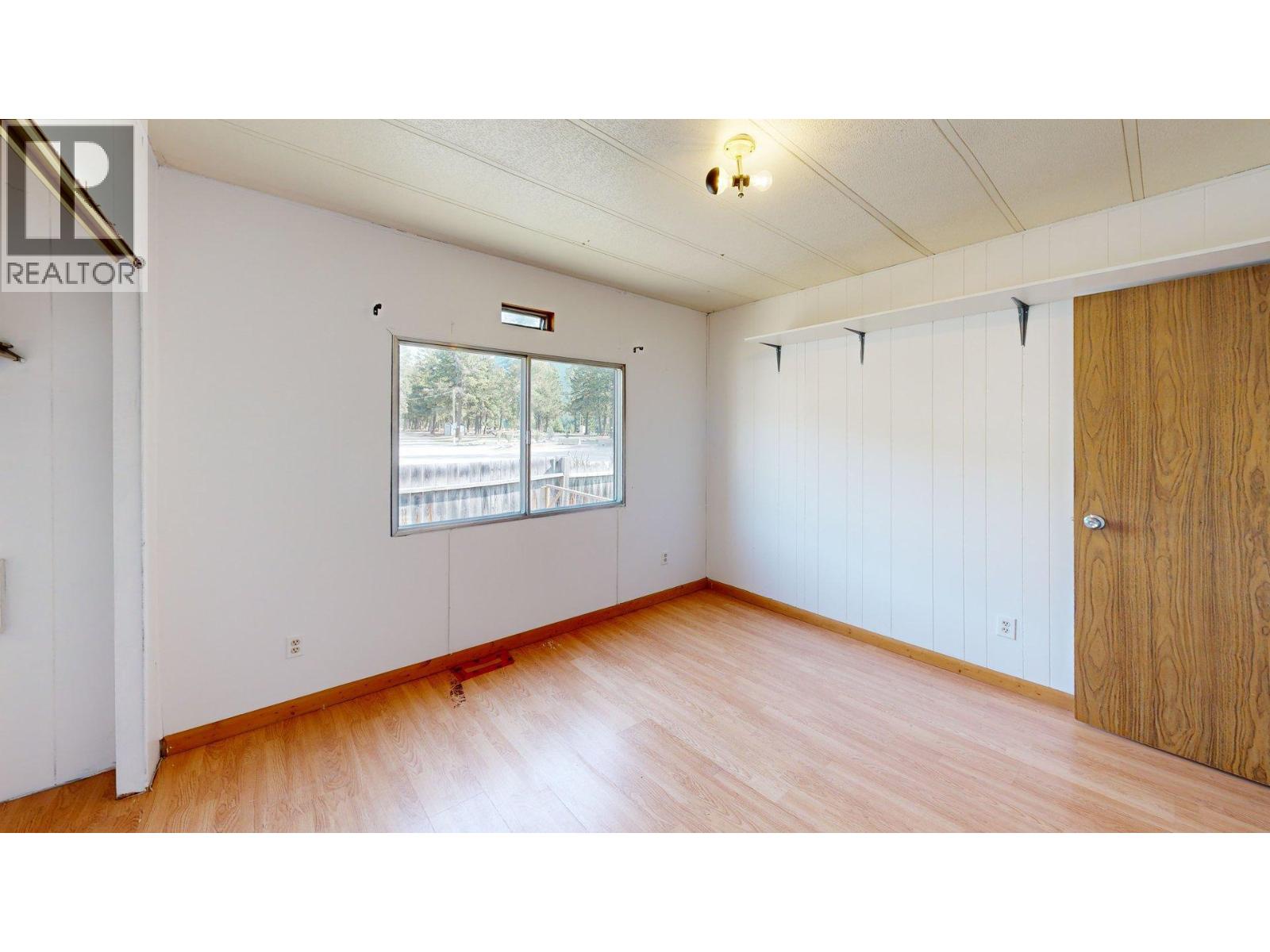 #20 1422 GOLDEN VIEW Road - 18