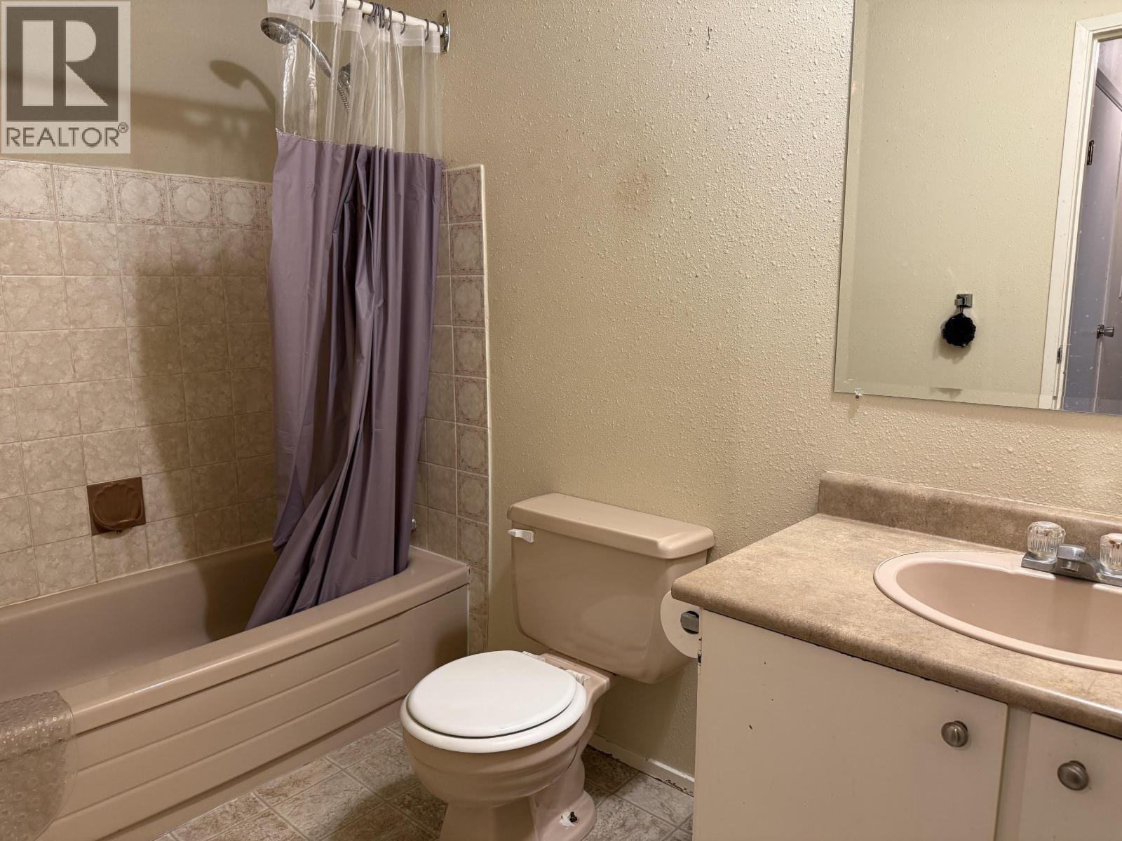 #303 282 N BROADWAY AVENUE - 11