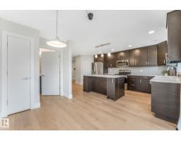 10433 70 Av Nw, Edmonton, AB T6H2E7 Photo 13