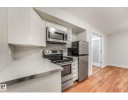 10433 70 Av Nw, Edmonton, AB T6H2E7 Photo 40