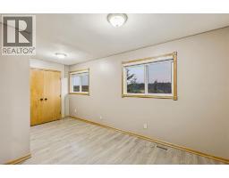 90 Glenhill Drive - photo 32