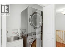 216 Coach Side Road Sw, Calgary, AB T3H2T3 Photo 16