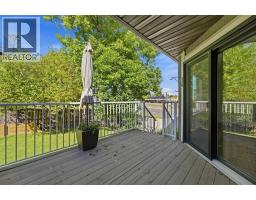 216 Coach Side Road Sw, Calgary, AB T3H2T3 Photo 23