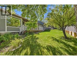 216 Coach Side Road Sw, Calgary, AB T3H2T3 Photo 26