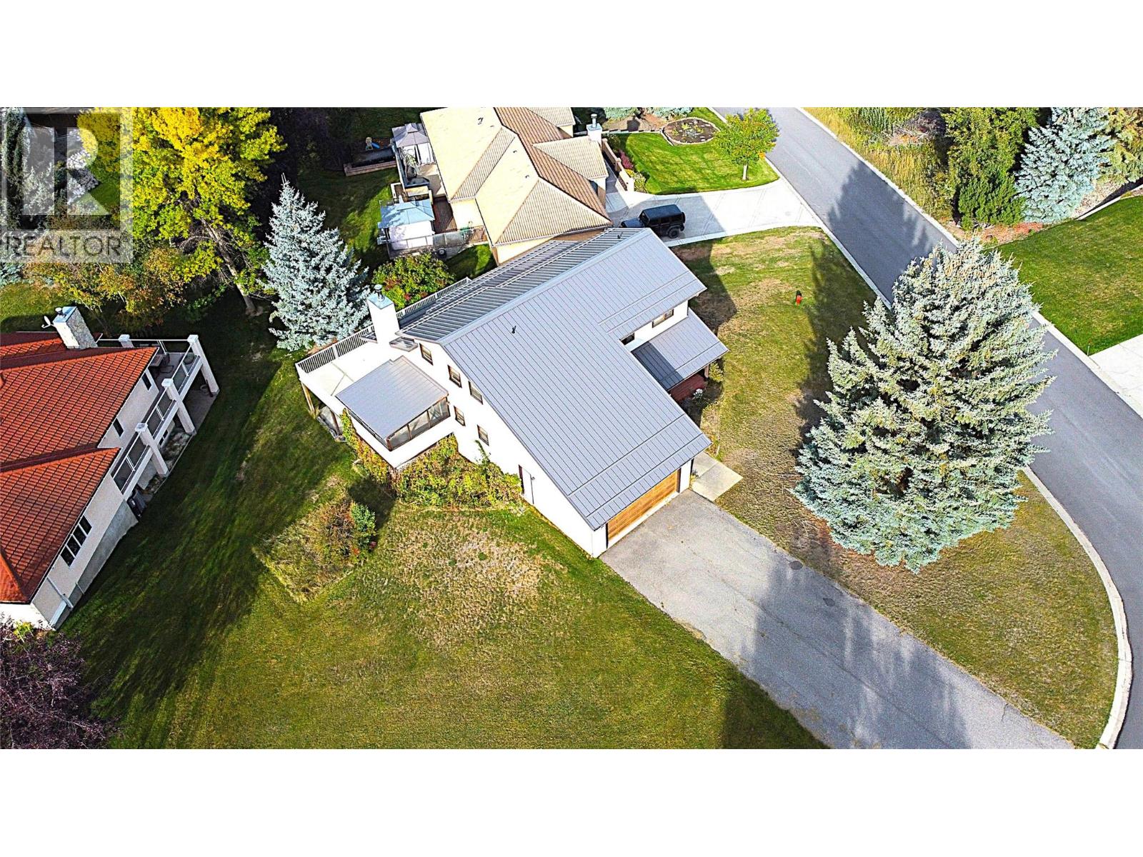 5121 RIVERVIEW Crescent - 62