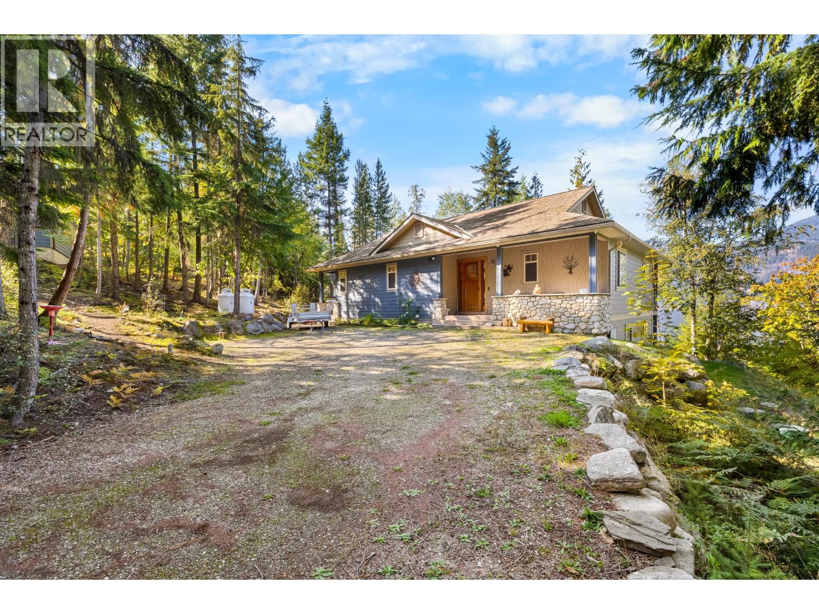 487 Walkers Landing Road - Image 3