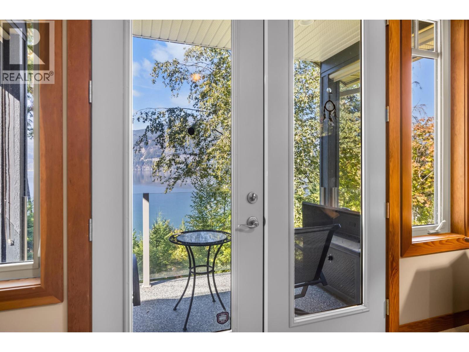 487 Walkers Landing Road - Image 26