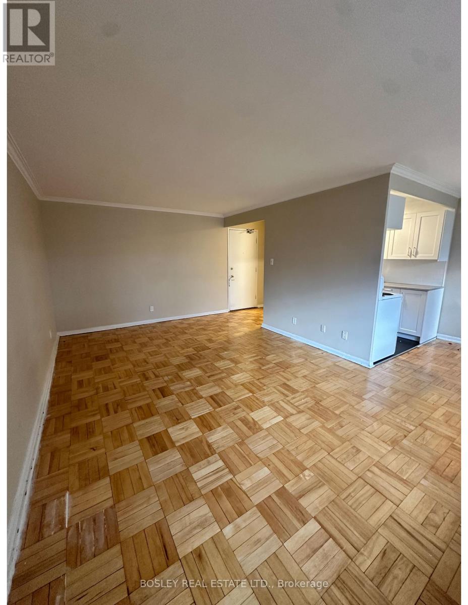 210 - 970 EGLINTON AVENUE E, Toronto (Leaside) — photo 2