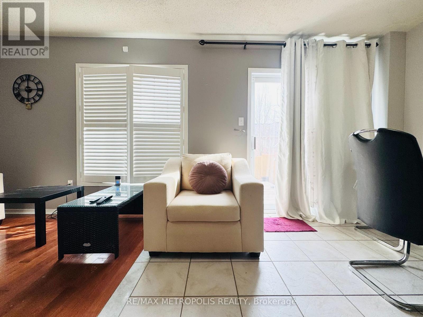 33 PALOMINO PLACE, Whitby (Pringle Creek) — photo 9