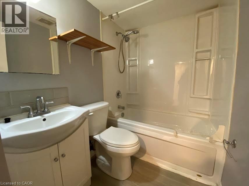192 ALLEN Street E Unit# 1, Waterloo — photo 5