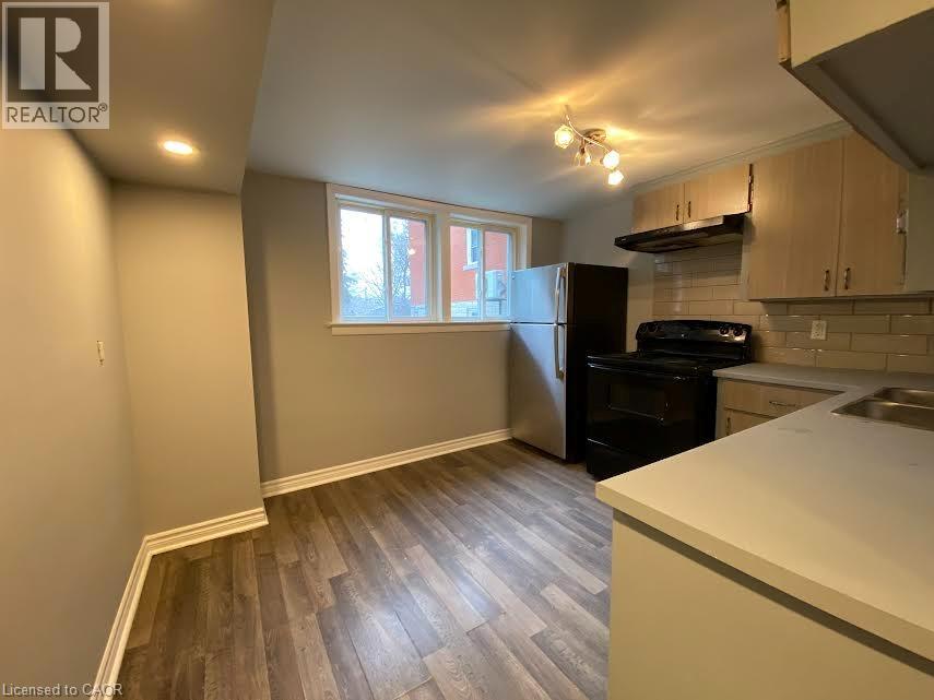 192 ALLEN Street E Unit# 1, Waterloo — photo 7