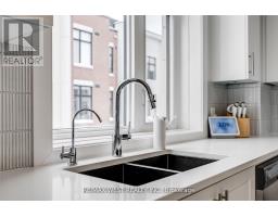 223 - 9560 Islington Avenue, Vaughan, ON L4L1A7 Photo 9
