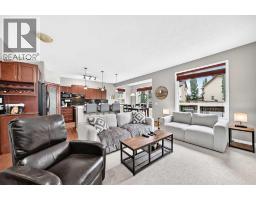 5pc Bathroom - 121 Chapalina Heights Se, Calgary, AB T2X0B2 Photo 9