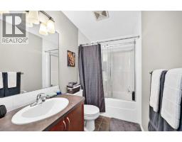 121 Chapalina Heights Se, Calgary, AB T2X0B2 Photo 26