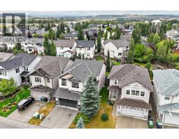 121 Chapalina Heights Se, Calgary, AB T2X0B2 Photo 30