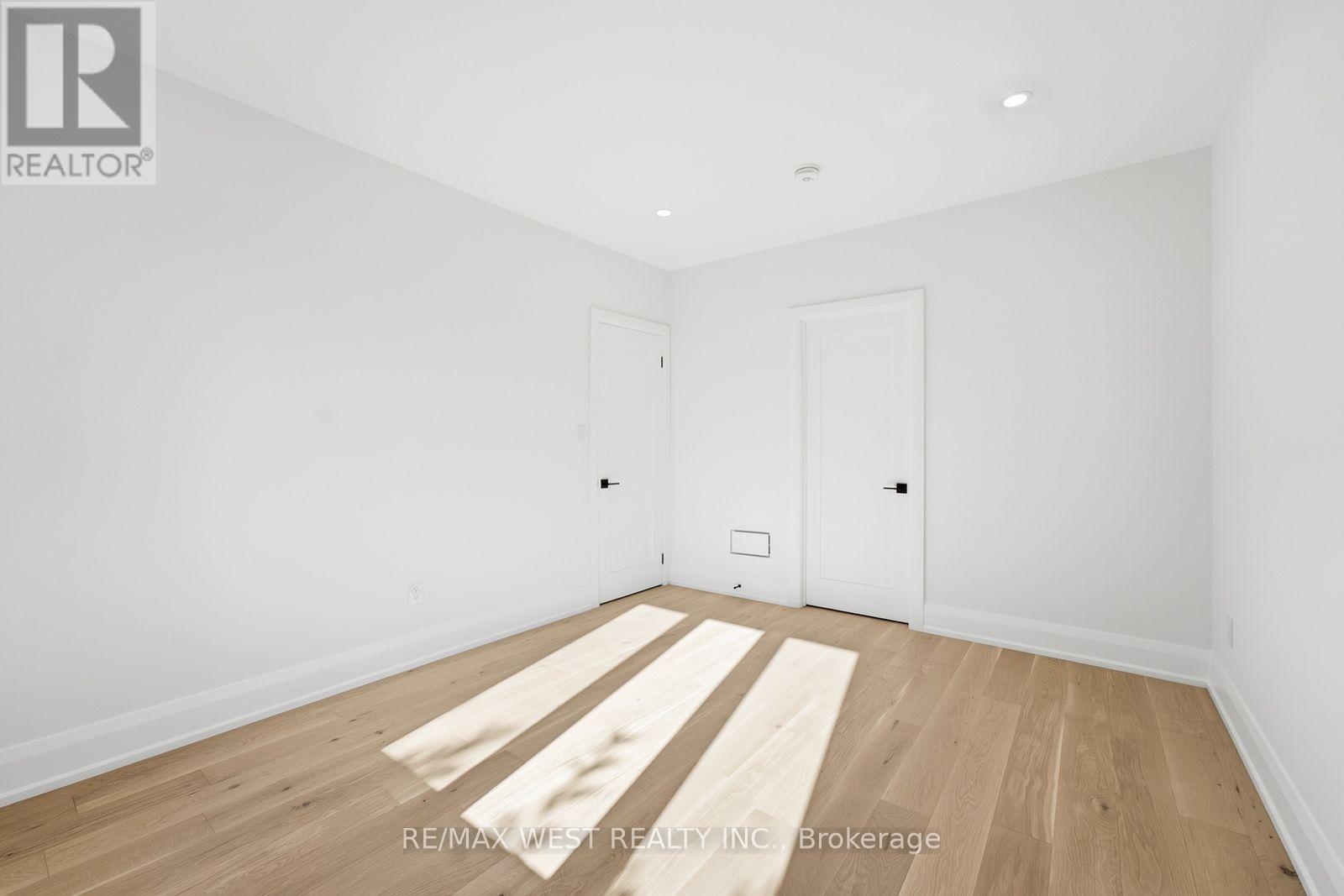 77 ALAMEDA AVENUE - Image 28