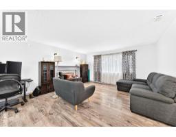 Laundry room - 74 Cimarron Drive, Okotoks, AB T1S1R9 Photo 12
